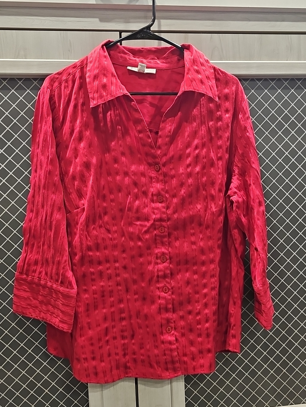 JM Collection RED Textured Button-Down Blouse